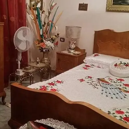 Rruga Shyqiri Lakra Elsi Apartment *